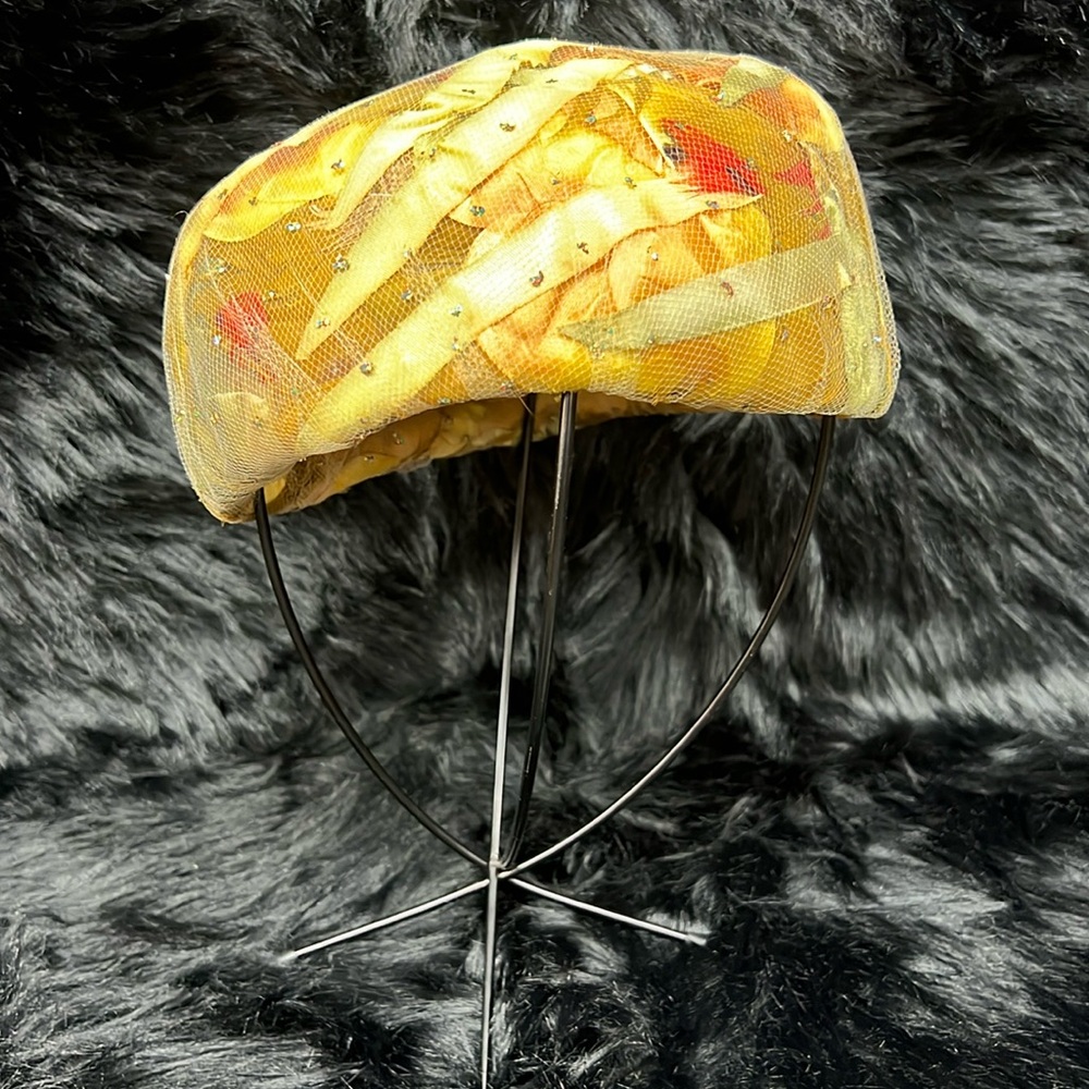 Vogue Mont Vintage hat